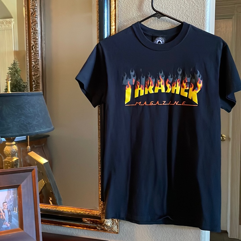 Thrasher women’s medium T-shirt